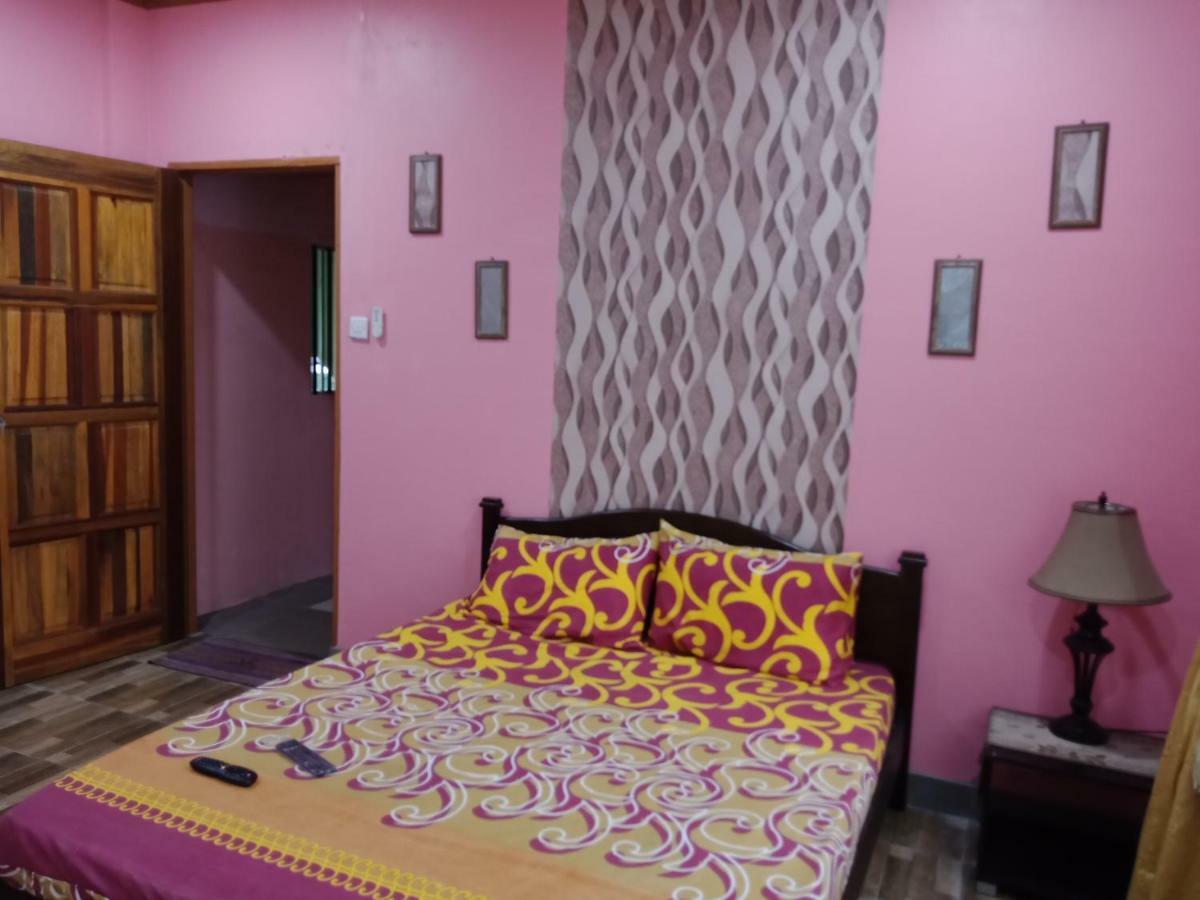 Jazepuri - Jaze 3 Hotel Kuching Eksteriør billede