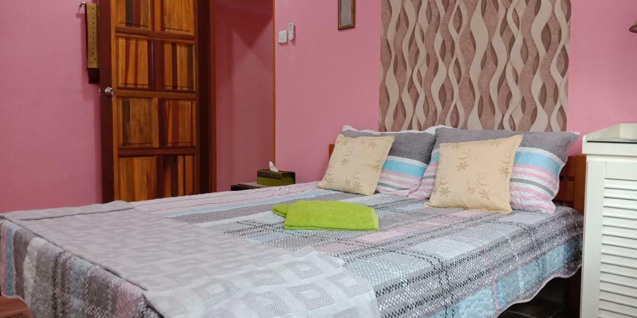 Jazepuri - Jaze 3 Hotel Kuching Eksteriør billede